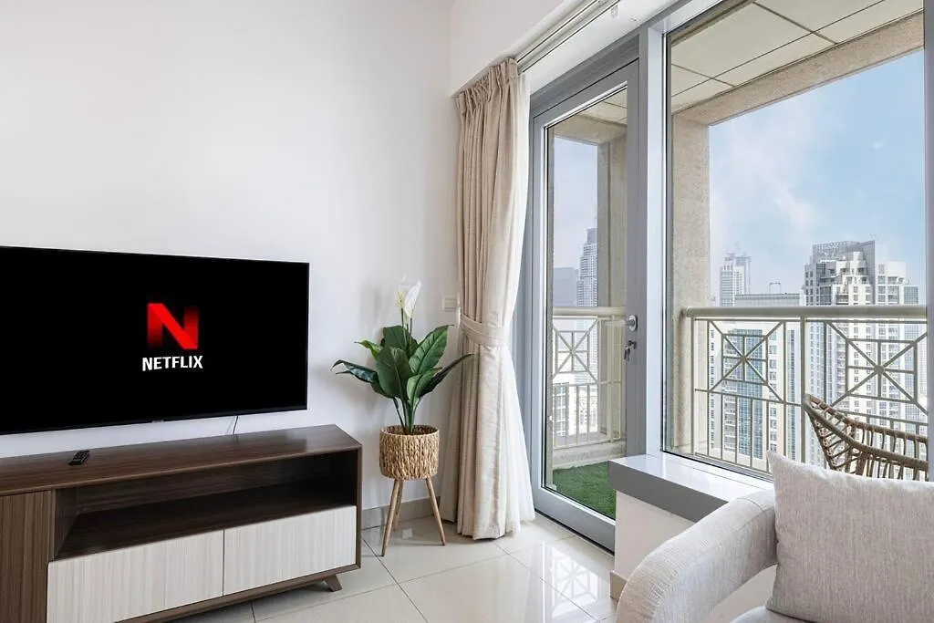 Apartmán Luxurious 1-Bed, 2-Bath With Burj Khalifa Views Dubaj 0*,  Spojené arabské emiráty