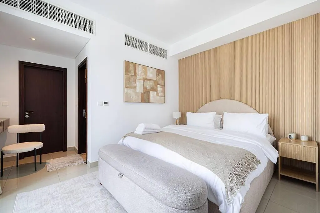 Luxurious 1-Bed, 2-Bath With Burj Khalifa Views Apartment Dubai United Arab Emirates
