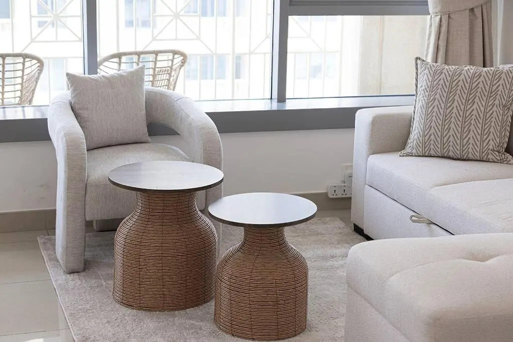 Luxurious 1-Bed, 2-Bath With Burj Khalifa Views Apartment Dubai 0*,  United Arab Emirates